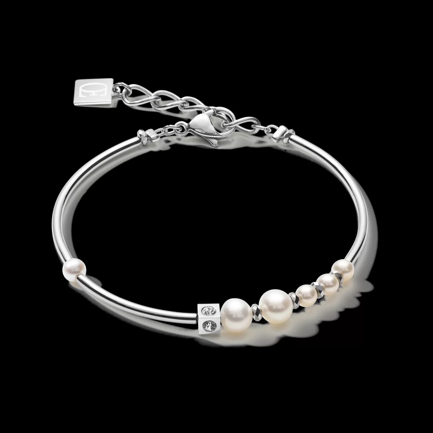 COEUR DE LION Bracelet Asymmetry Freshwater Pearls & Stainless Steel White-Silver