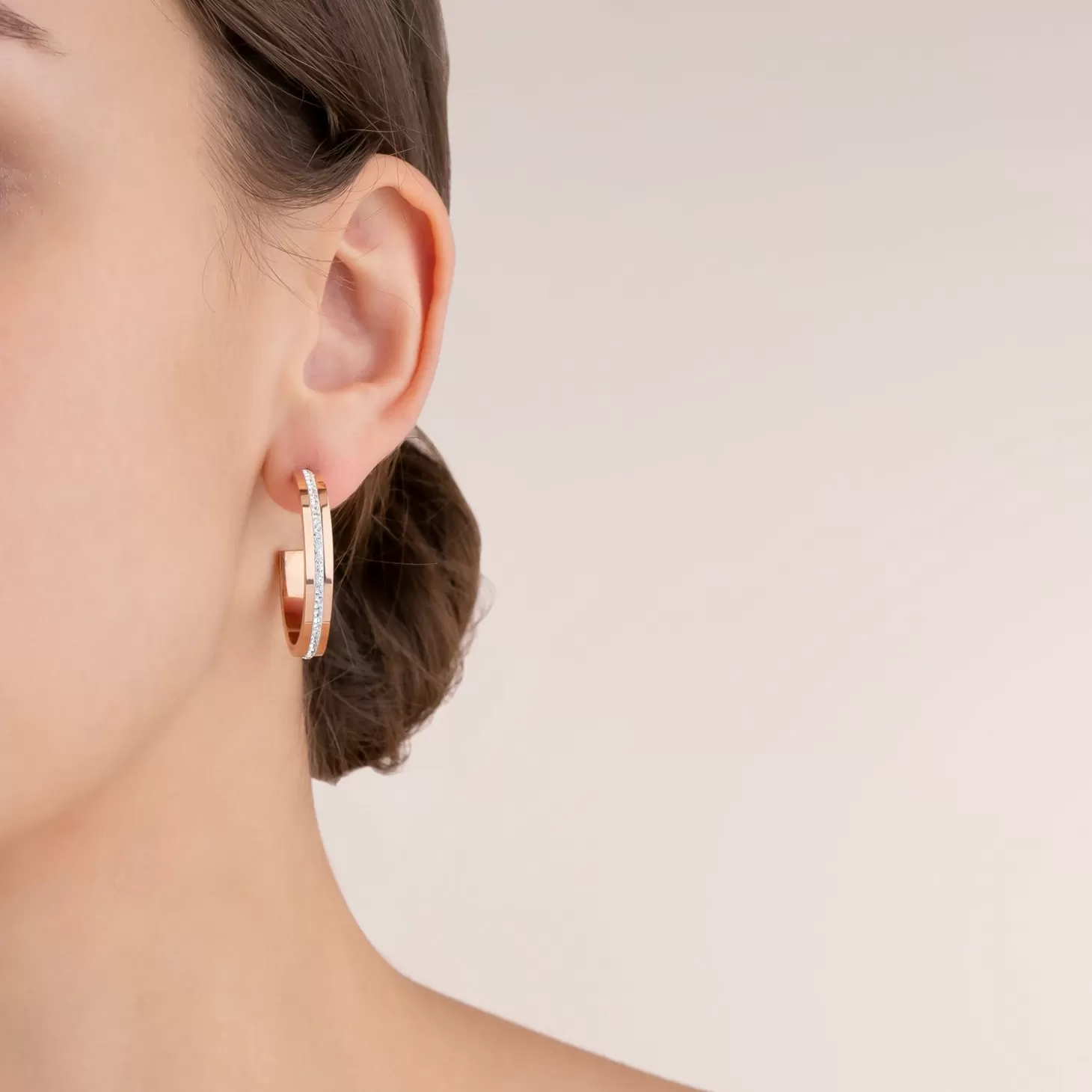 COEUR DE LION Earrings Creole 30 Stainless Steel Rose Gold & Crystals Pave Strip Crystal