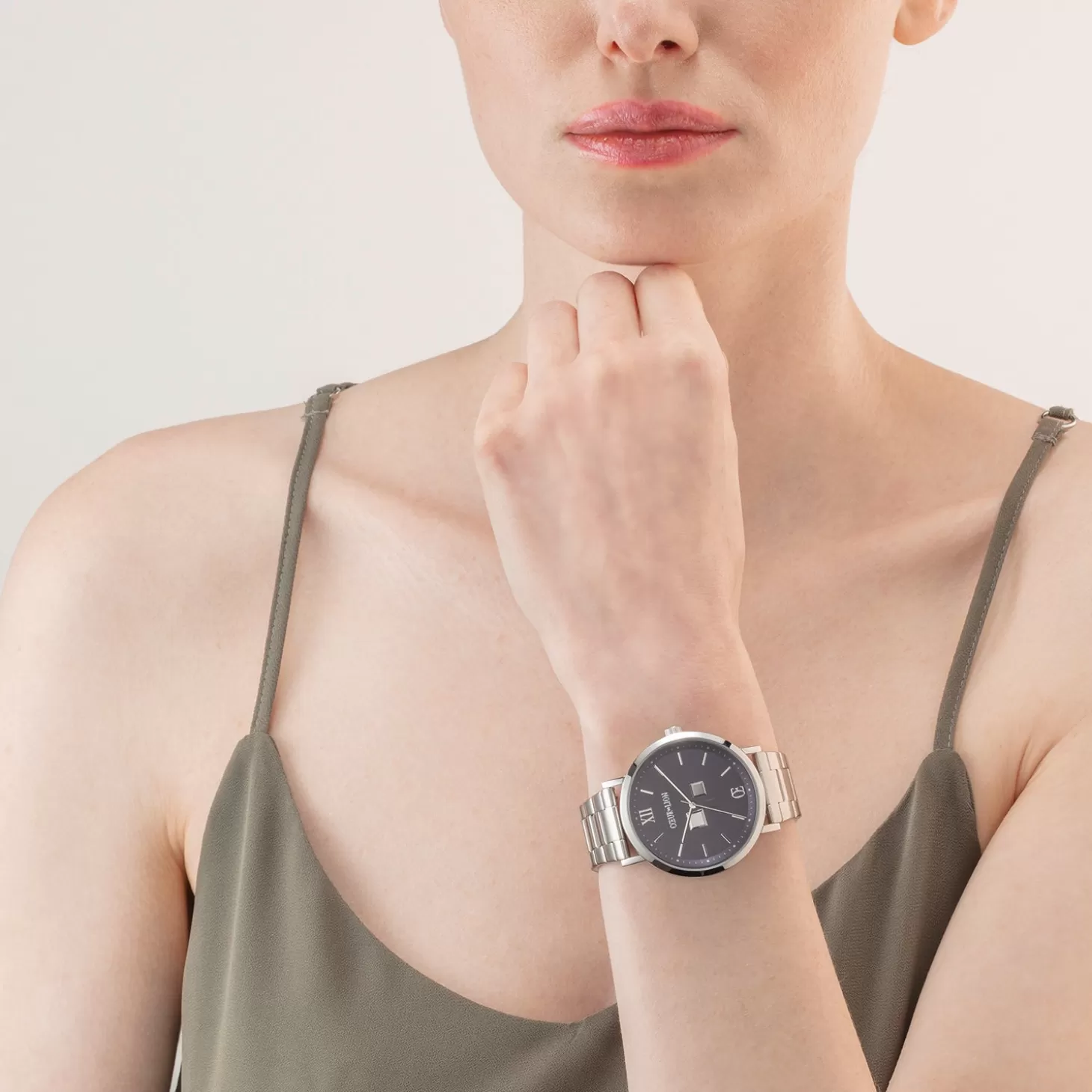 COEUR DE LION Watch Round Statement Unisex Sunray Midnight Blue Stainless Steel Frosted Silver